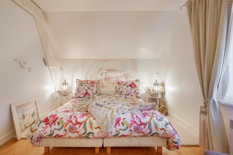 Maison ancienne - 260 m² - 5 pièces