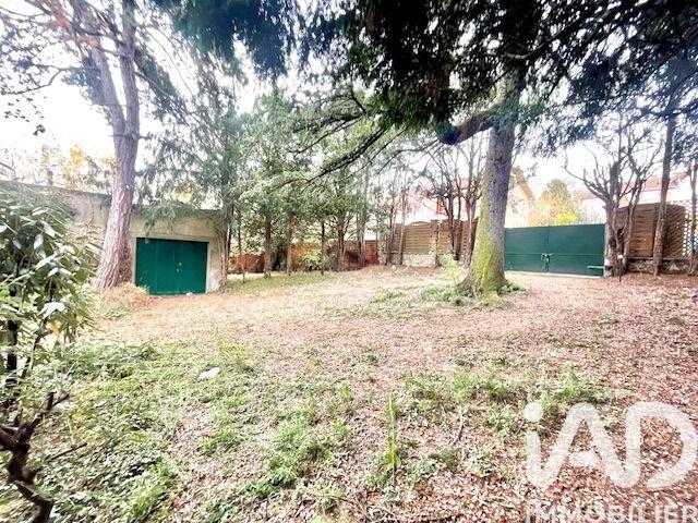 Maison - 288 m² - 12 pièces