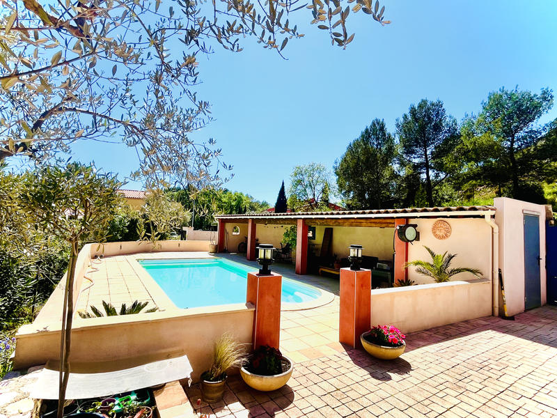 Villa - 140 m² - 5 pièces