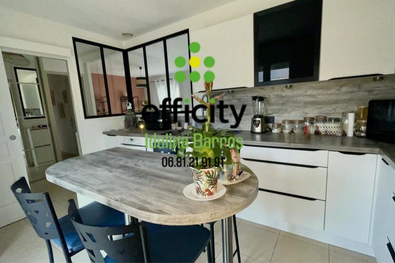 Maison - 107 m² - 5 pièces