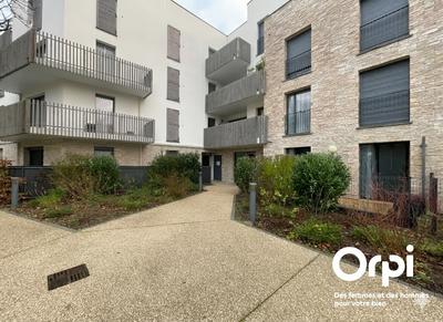 Appartement - 97 m² - 4 pièces