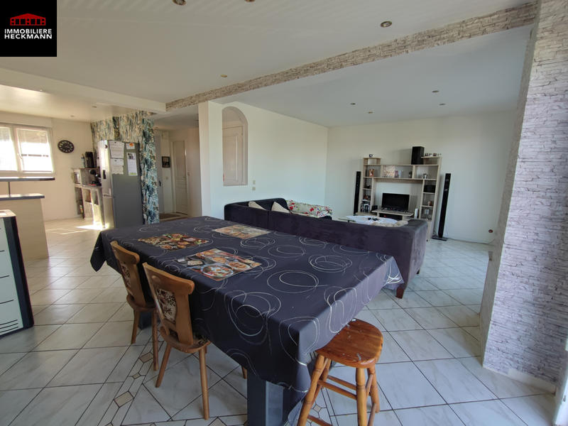 Maison - 100 m² - 5 pièces