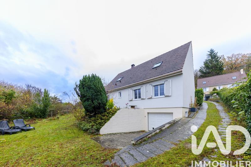 Maison - 143 m² - 7 pièces