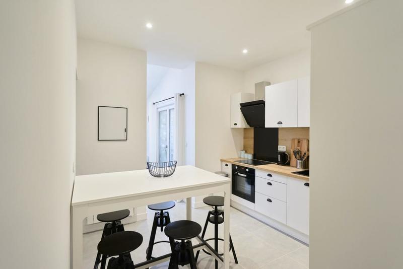 Maison - 88 m² - 6 pièces