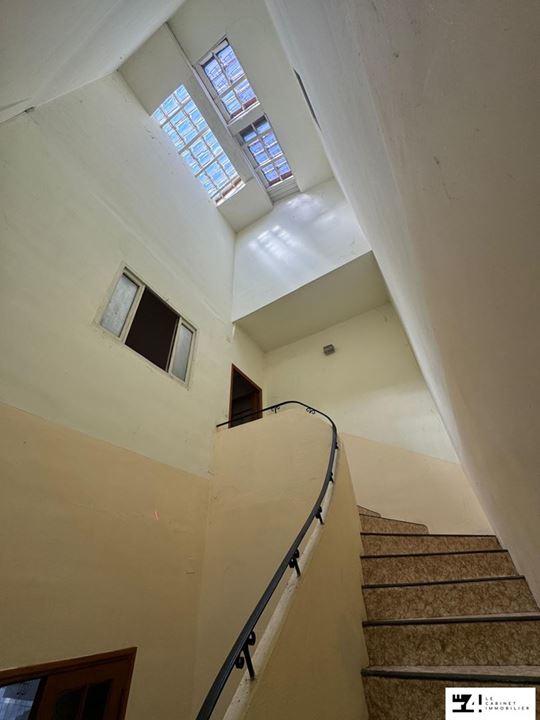 Maison traditionnelle - 268 m² - 8 pièces