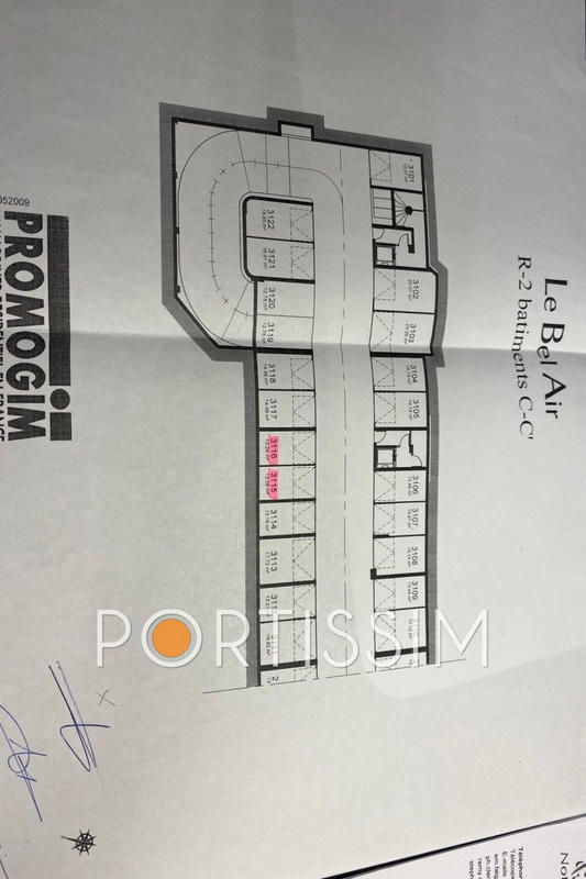 Parking / Garage - 13 m²