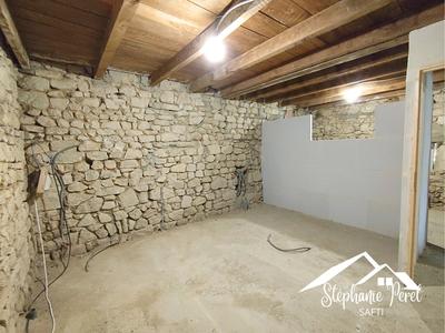 Maison - 140 m² - 3 pièces
