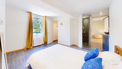 Maison - 90 m² - 6 pièces