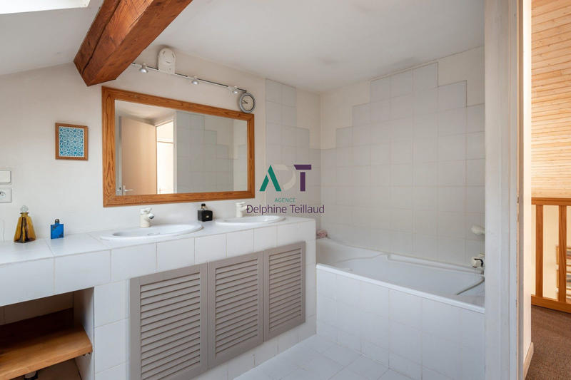 Appartement - 130 m² - 6 pièces