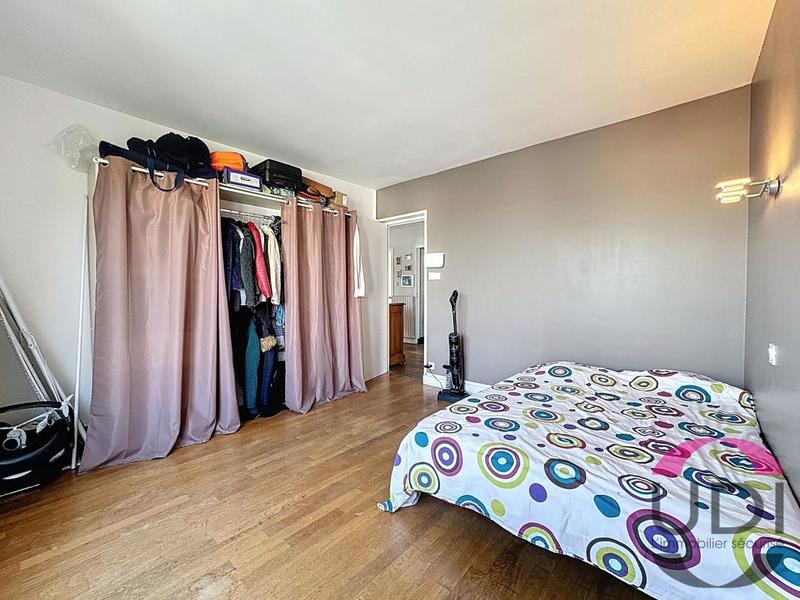 Maison - 200 m² - 5 pièces