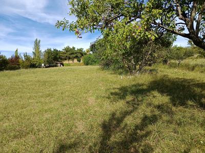 Terrain constructible - 1 501 m²