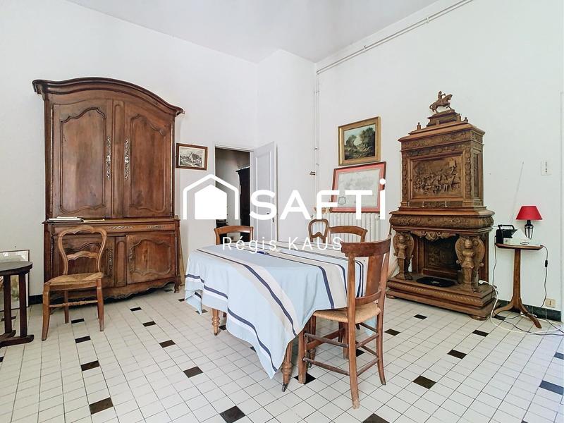 Maison - 480 m² - 10 pièces