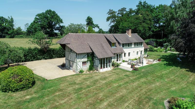 Maison ancienne - 238 m² - 10 pièces