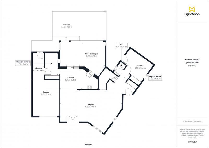 Maison - 204 m² - 8 pièces