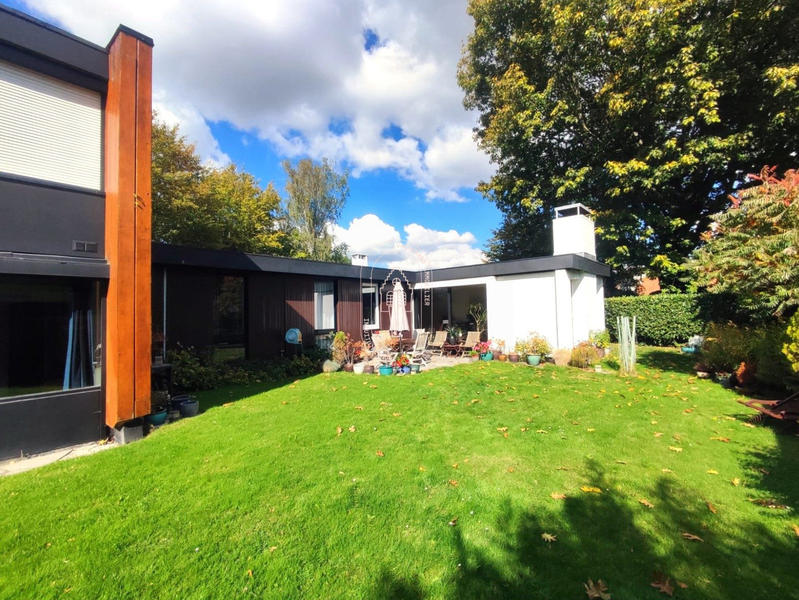 Maison - 189 m² - 8 pièces