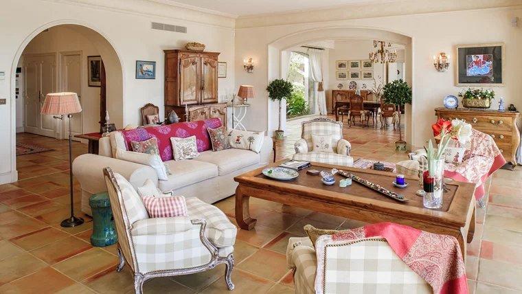 Villa - 625 m² - 10 pièces