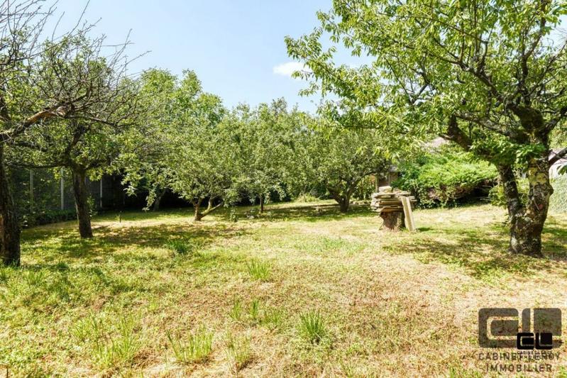 Propriété - 358 m² - 8 pièces