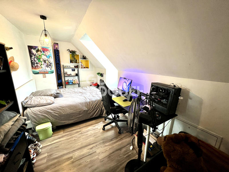 Maison - 89 m² - 5 pièces