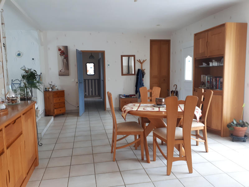 Maison - 170 m² - 8 pièces