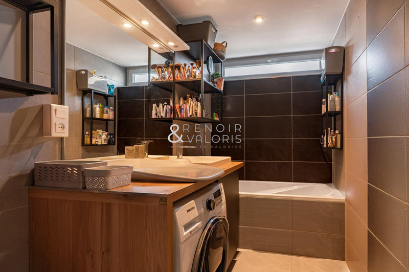 Appartement - 124 m² - 6 pièces