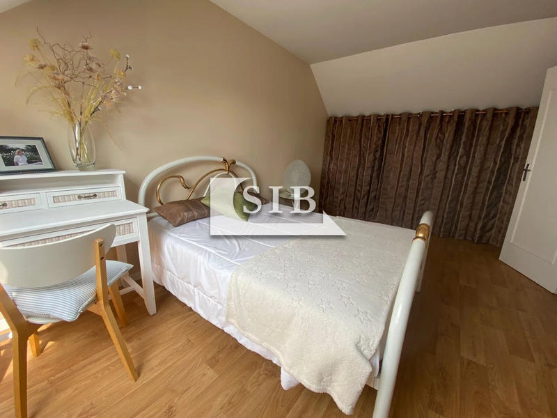 Maison - 100 m² - 6 pièces