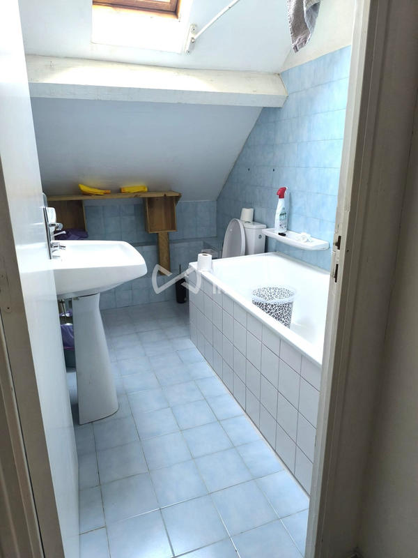 Maison traditionnelle - 190 m² - 6 pièces