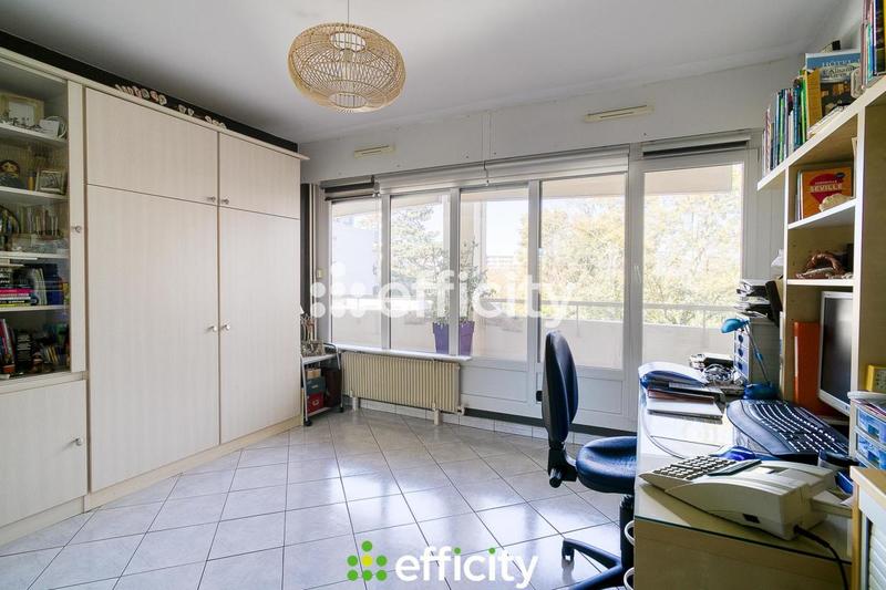 Appartement - 106 m² - 5 pièces