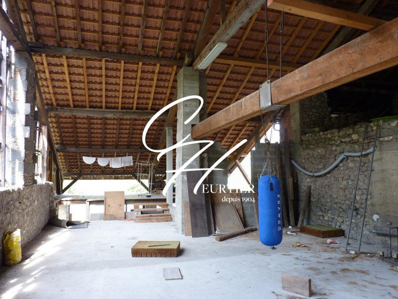 Maison ancienne - 250 m² - 8 pièces