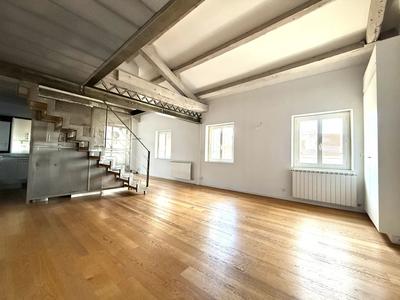 Appartement - 152 m² - 4 pièces