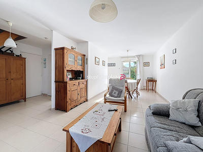 Maison - 81 m² - 4 pièces