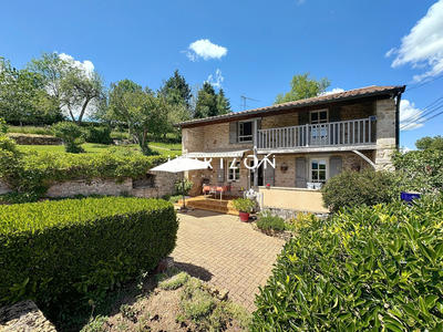 Maison ancienne - 155 m² - 6 pièces