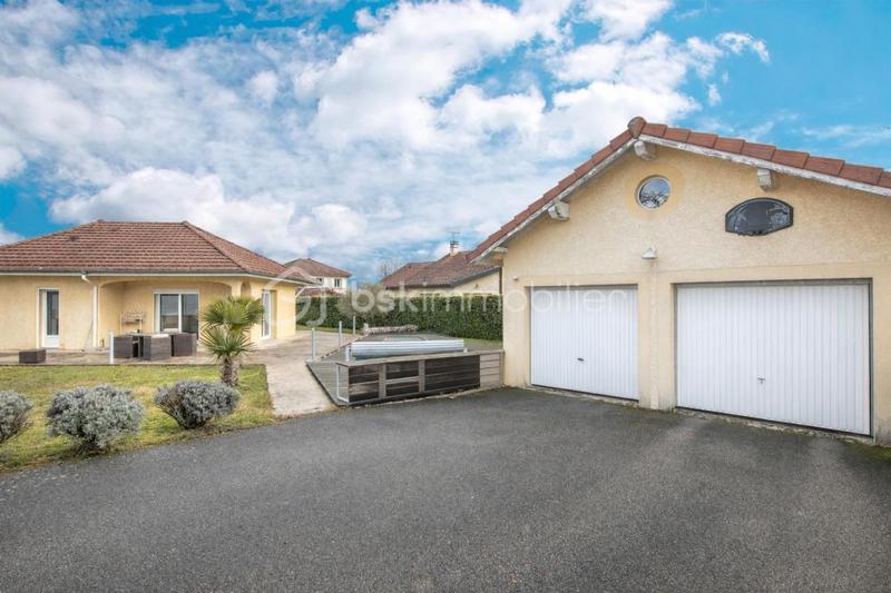 Maison - 125 m² - 5 pièces