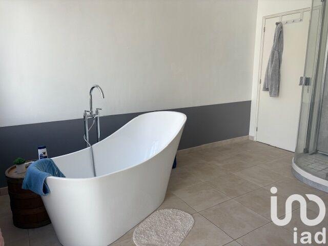 Maison de campagne - 300 m² - 10 pièces