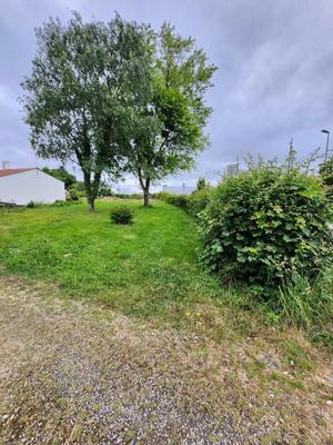 Terrain constructible - 586 m²