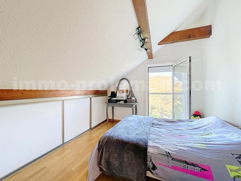 Maison - 177 m² - 5 pièces