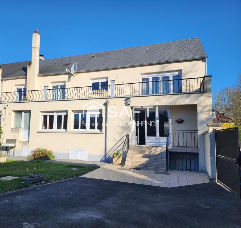 Maison - 260 m² - 10 pièces