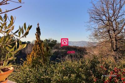 Maison - 225 m² - 7 pièces