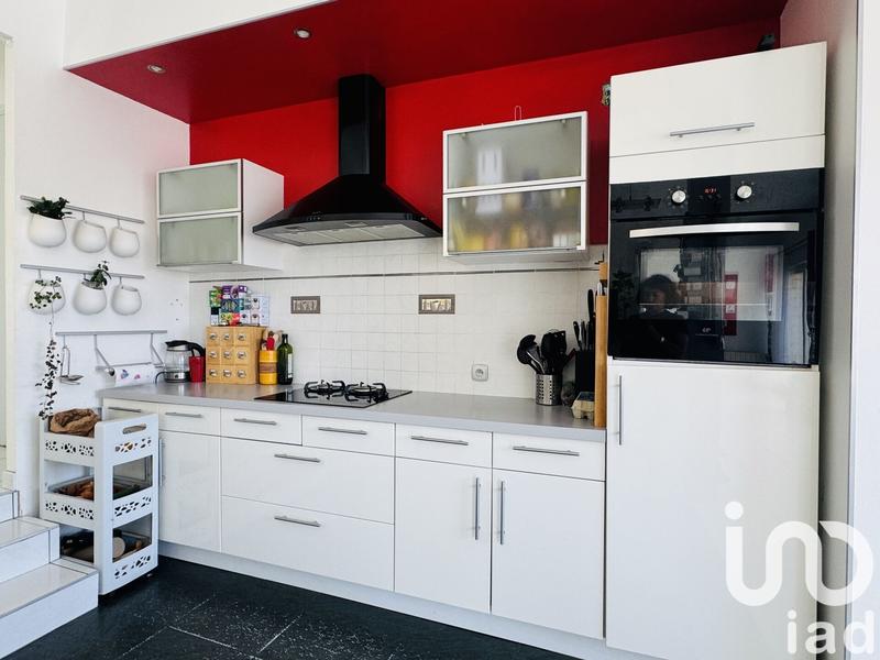 Maison - 188 m² - 8 pièces