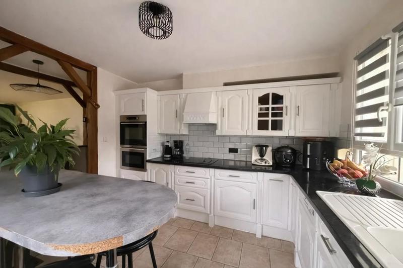 Maison - 110 m² - 6 pièces