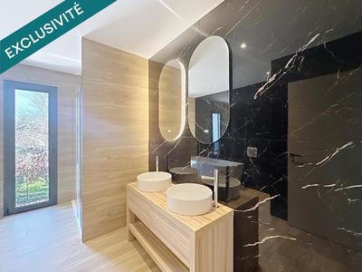 Maison - 121 m² - 4 pièces