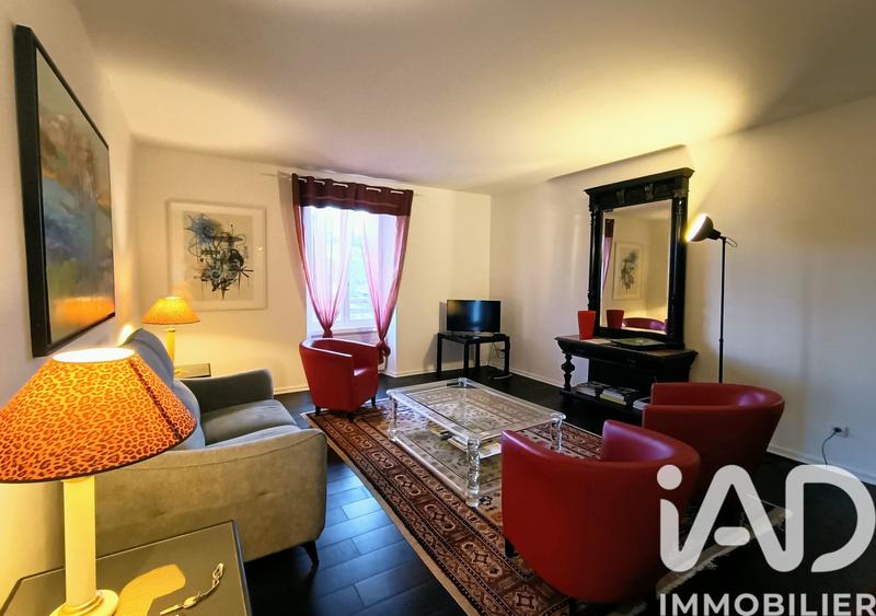 Maison - 318 m² - 7 pièces