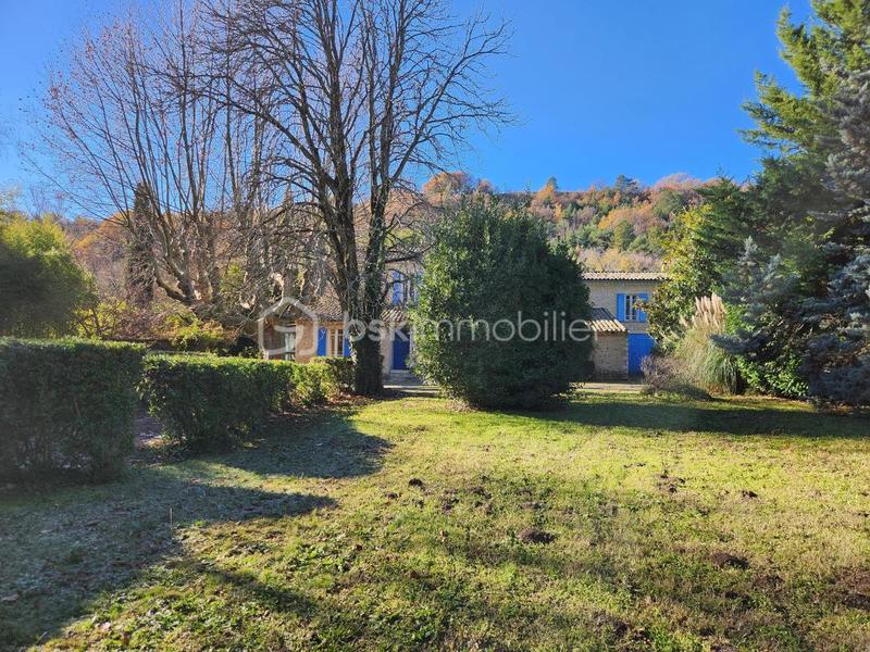 Maison en pierre - 193 m² - 6 pièces