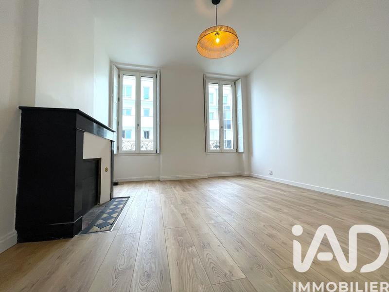 Maison - 120 m² - 3 pièces