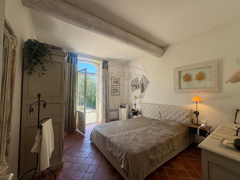 Maison - 102 m² - 6 pièces