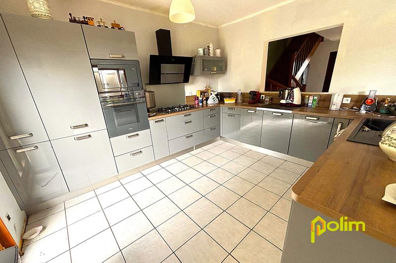 Maison - 187 m² - 7 pièces