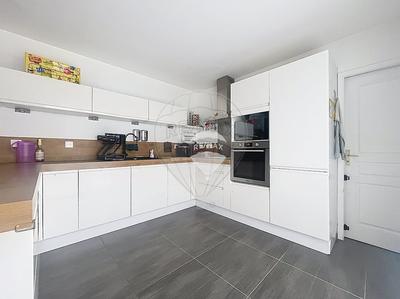Propriété - 148 m² - 7 pièces