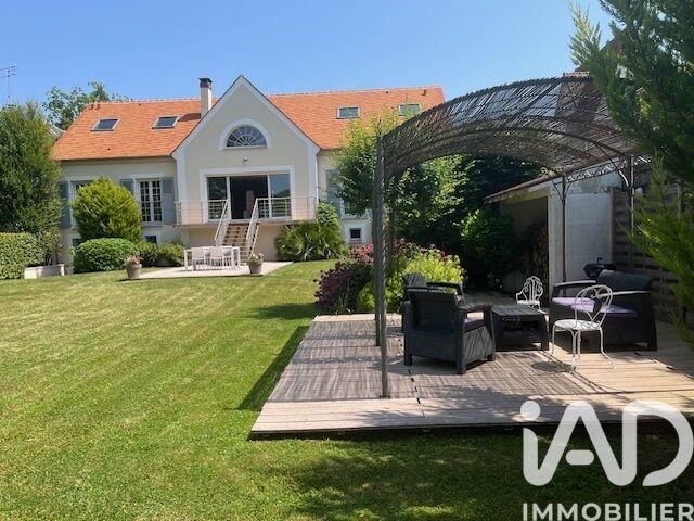 Maison de maîtres - 225 m² - 9 pièces