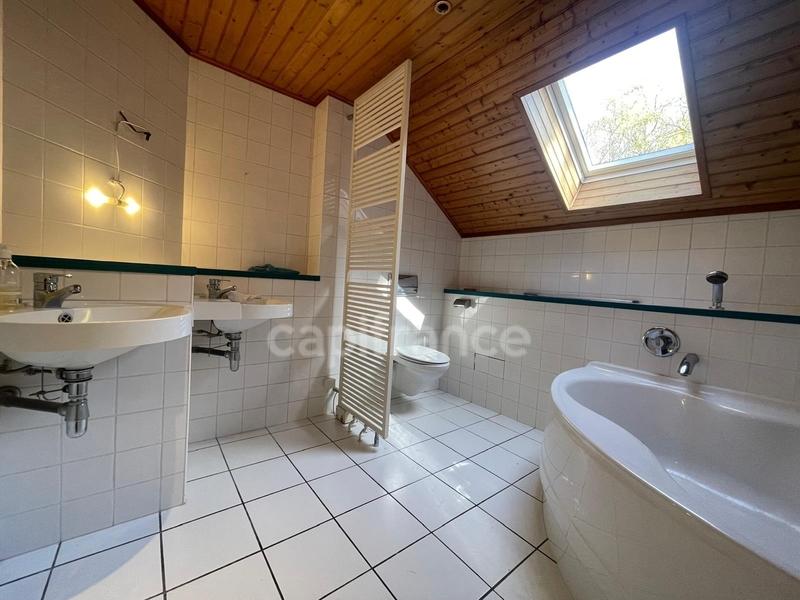 Maison - 120 m² - 4 pièces