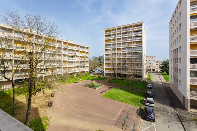 Appartement - 75 m² - 4 pièces