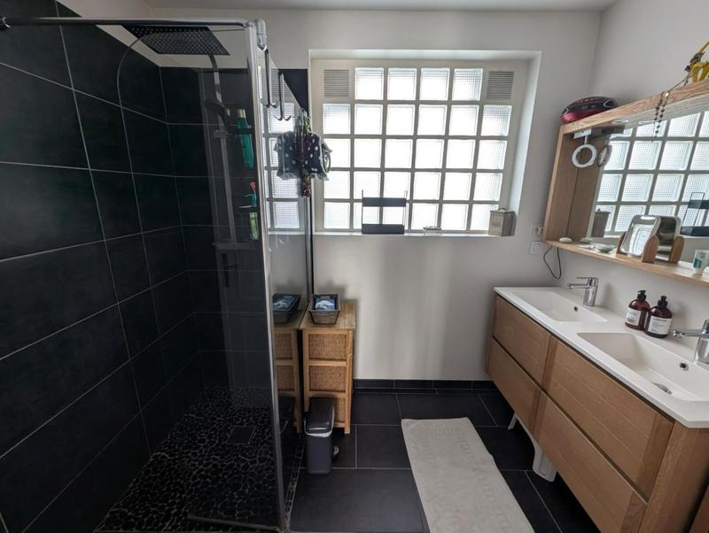 Maison - 340 m² - 10 pièces